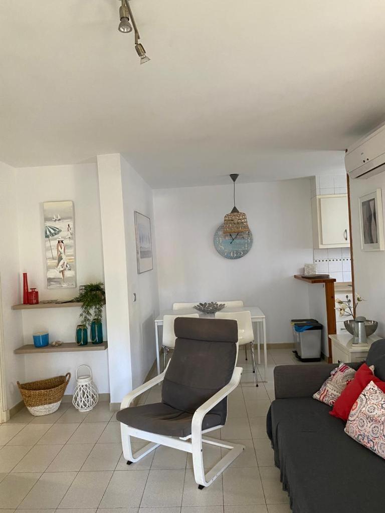 Bellver 1, Ciutadella-Cala Blanca Cala Blanca  Bilik gambar